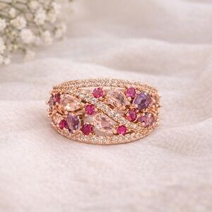 Rose Gold Ring with pink stones size 7